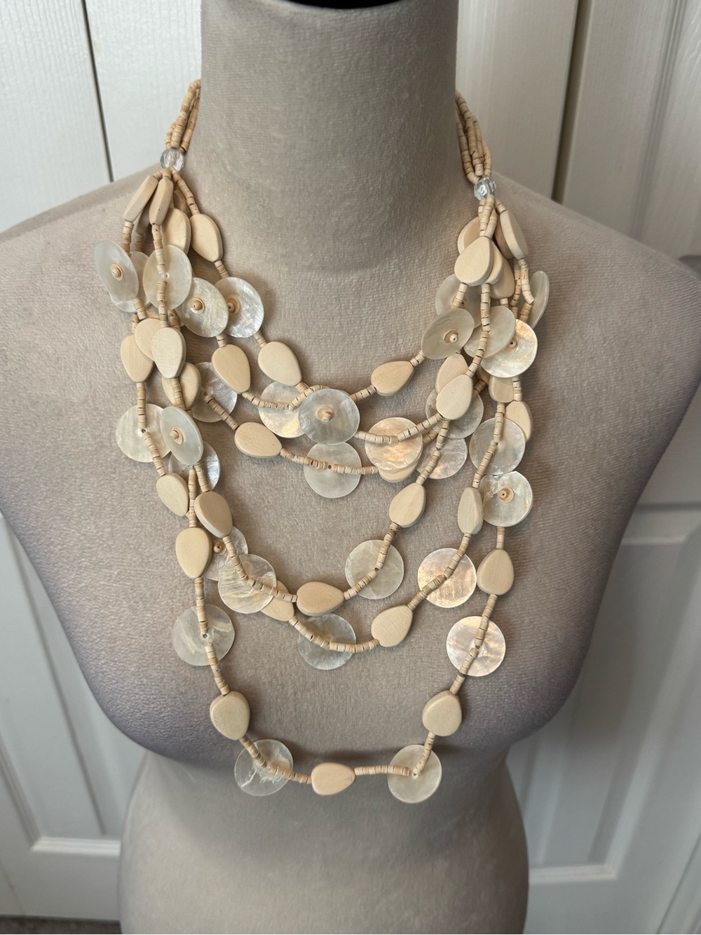 Multi-Strand Beige Shell Statement Necklace - - Picture 4 of 16